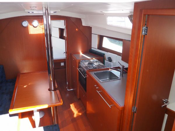 Beneteau Oceanis 35.1 | Nouvelle Vague