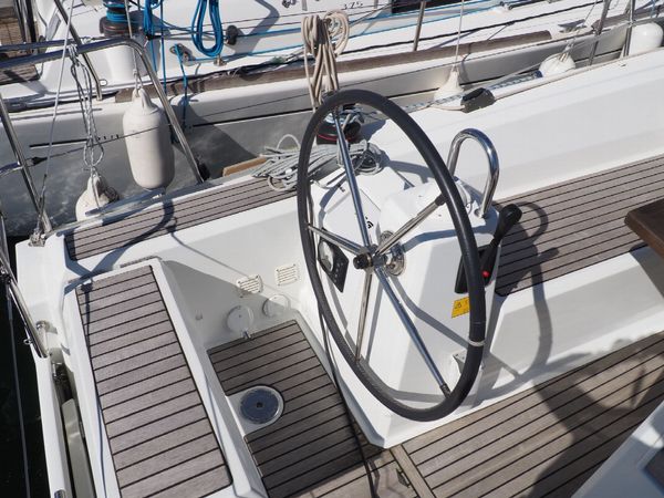 Beneteau Oceanis 35.1 | Nouvelle Vague