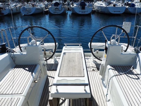 Beneteau Oceanis 35.1 | Nouvelle Vague