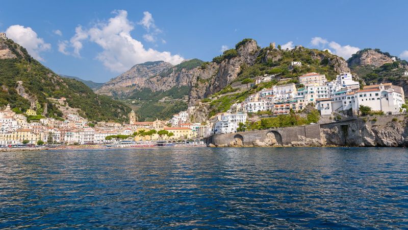 Amalfi: 1 Napos Kirándulás a Következővel: Motoros Jacht