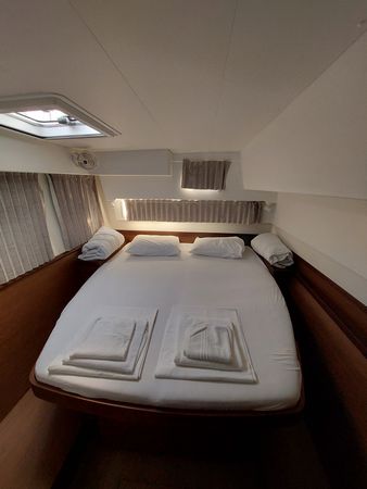 Lagoon 42 | Dalmatia Sunrise