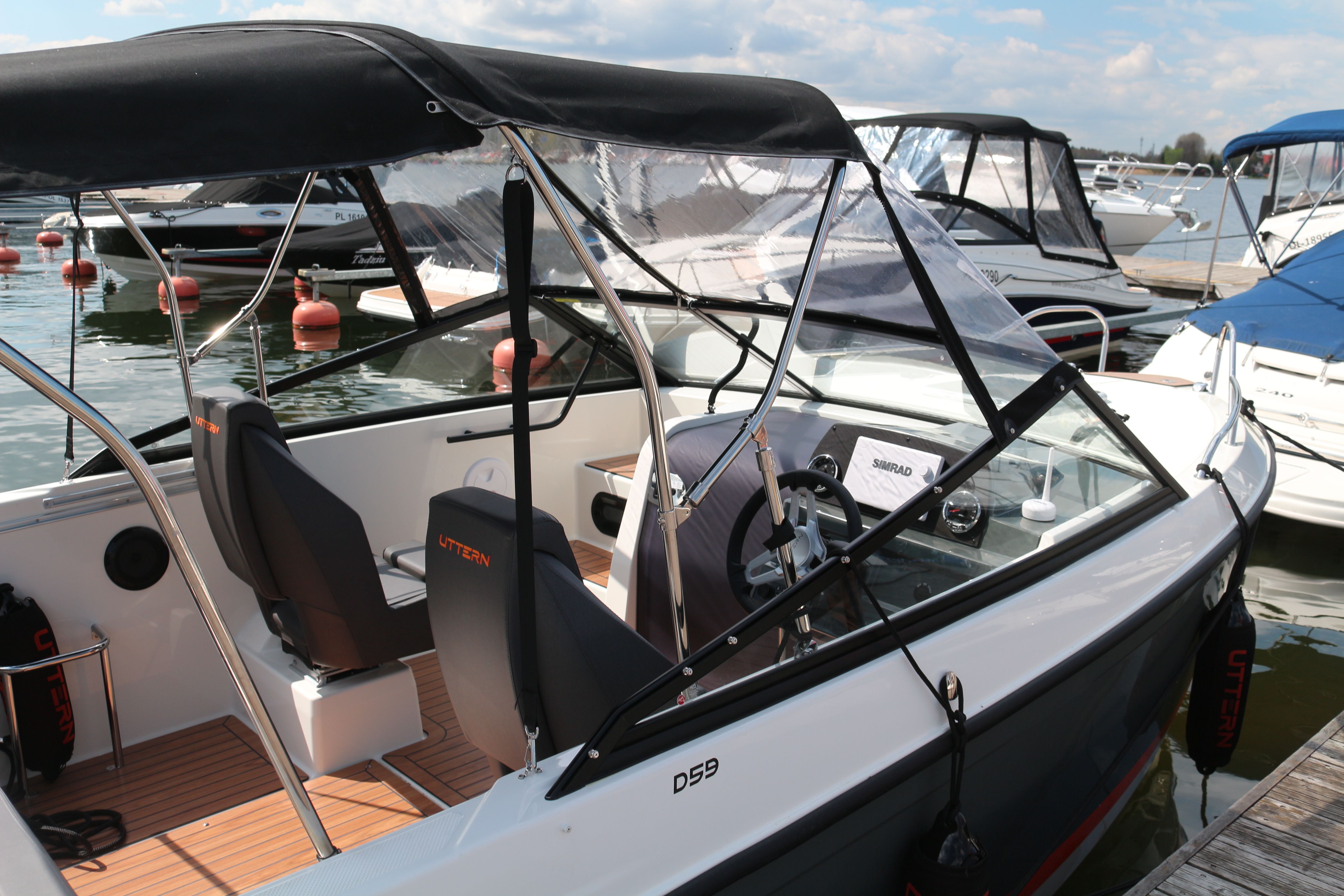 Uttern D59 | Francesca