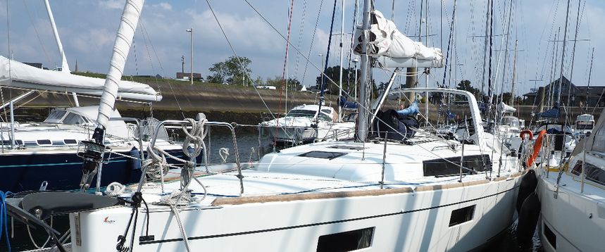 Beneteau Oceanis 38.1 | Nemo