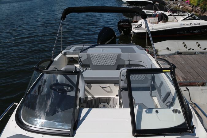 Bayliner VR5 Cuddy | Oxy