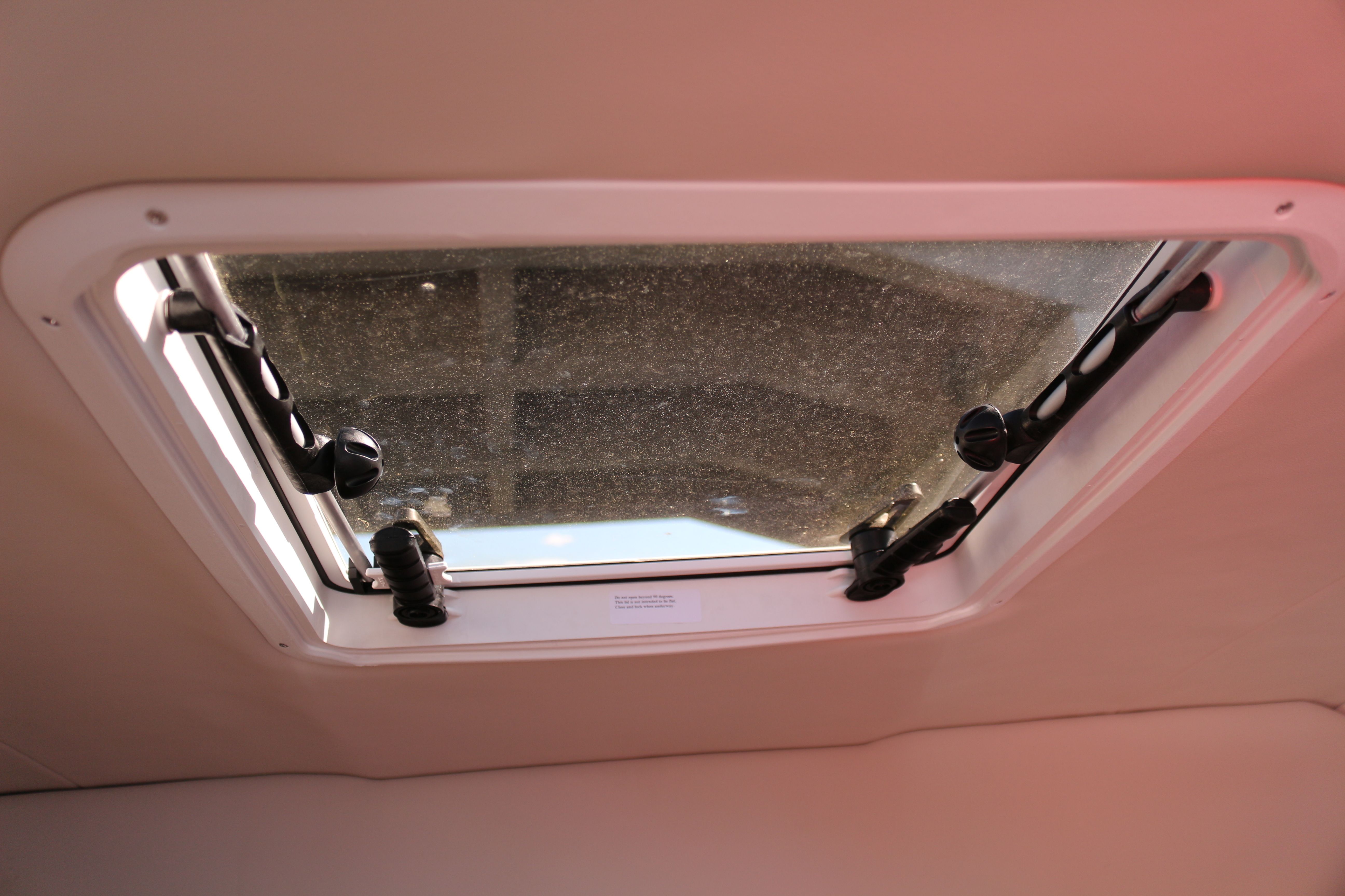 Bayliner VR5 Cuddy | Oxy