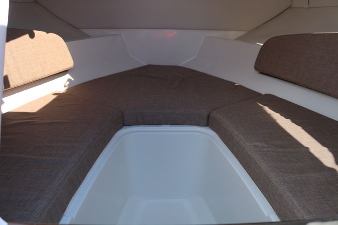 Bayliner VR5 Cuddy | Oxy