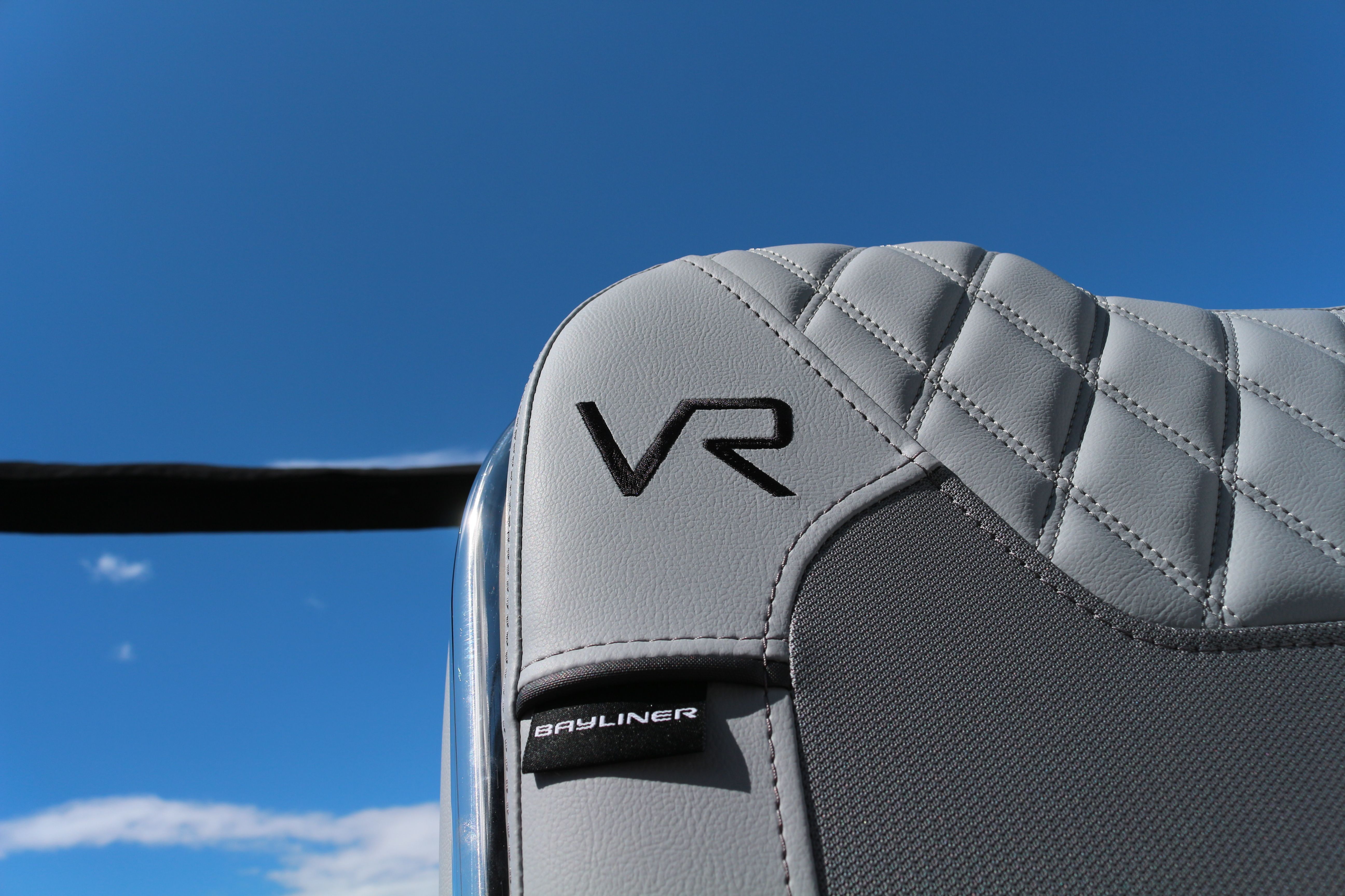 Bayliner VR5 Cuddy | Oxy