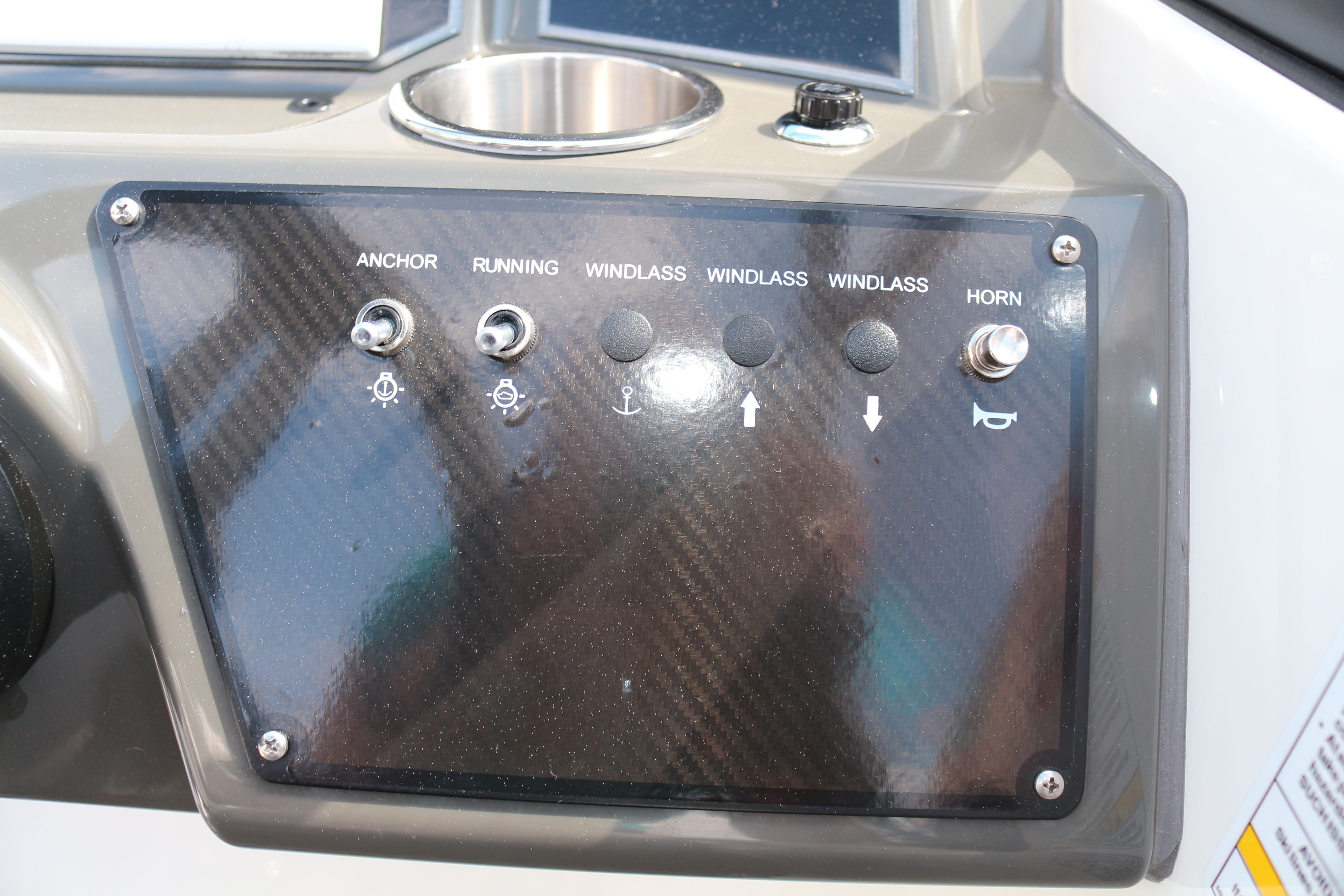 Bayliner VR5 Cuddy | Oxy