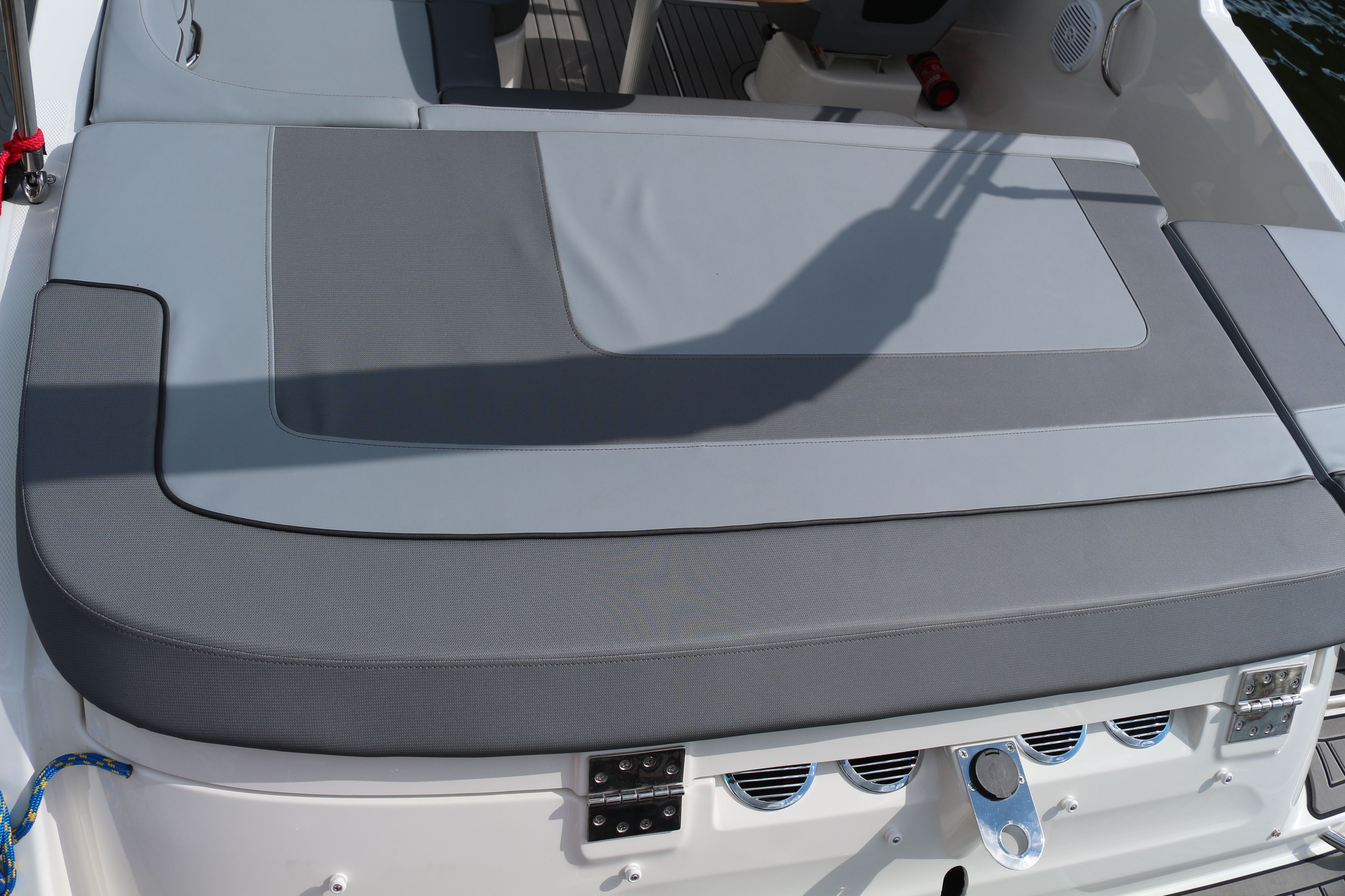 Bayliner VR5 Cuddy | Oxy