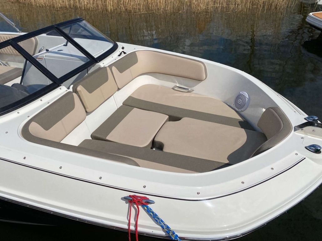 Bayliner VR6 OE | Petra