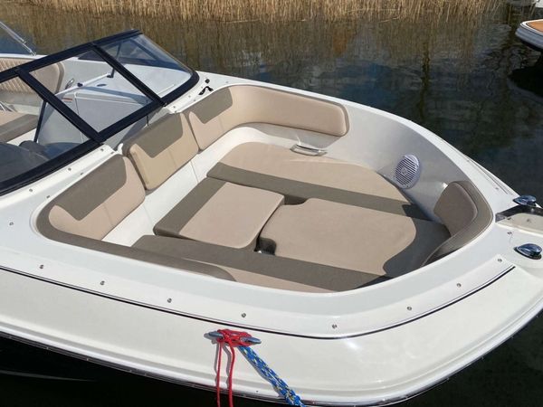 Bayliner VR6 OE | Petra