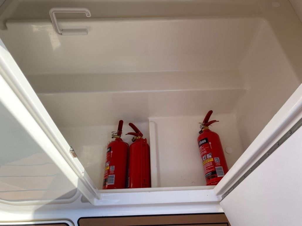 Bayliner VR6 OE | Petra