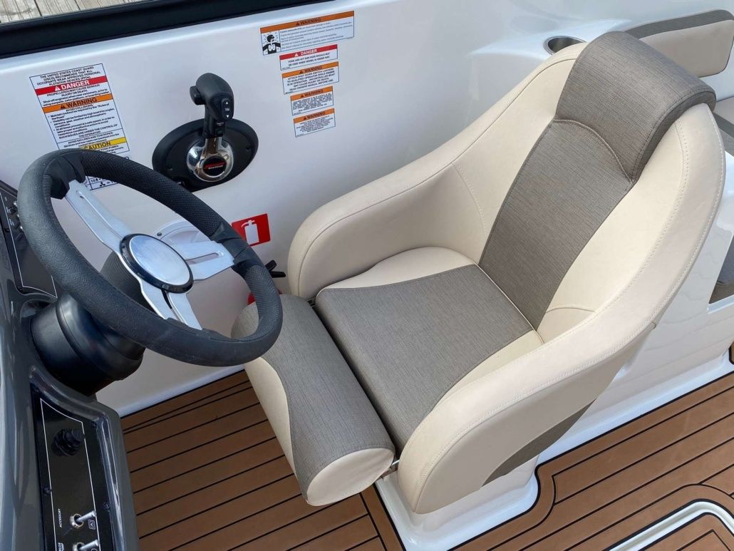 Bayliner VR6 OE | Petra