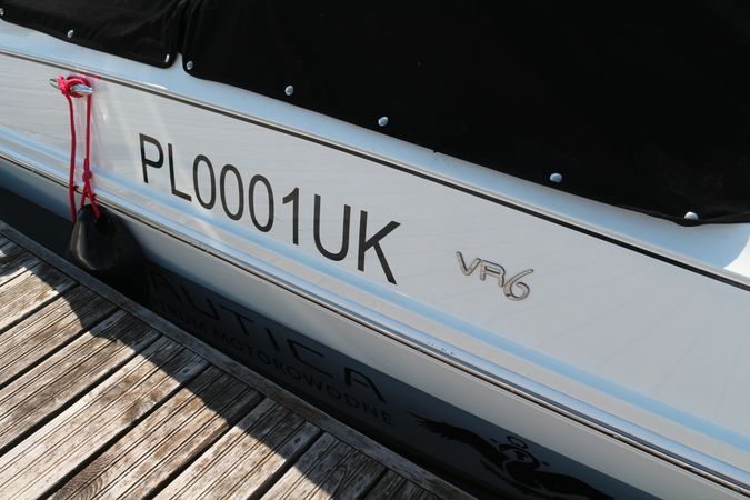 Bayliner VR6 E | Waterfire