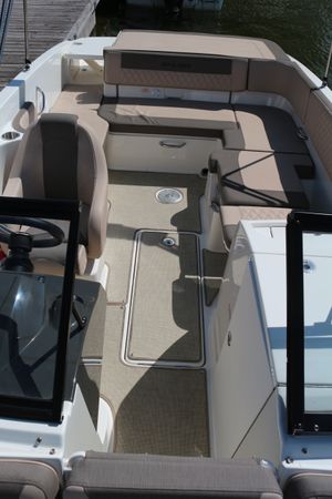 Bayliner VR6 E | Waterfire