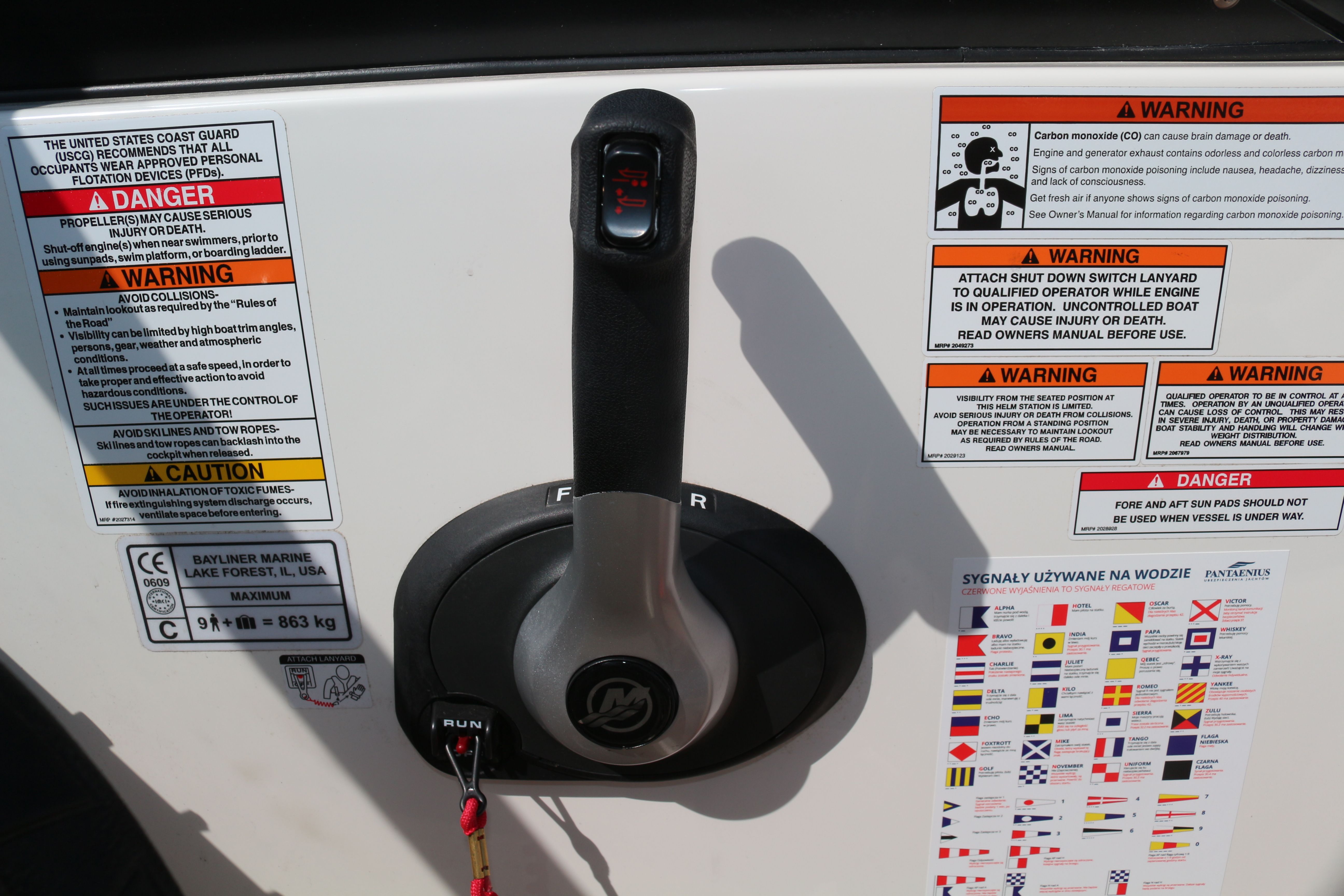 Bayliner VR6 E | Waterfire