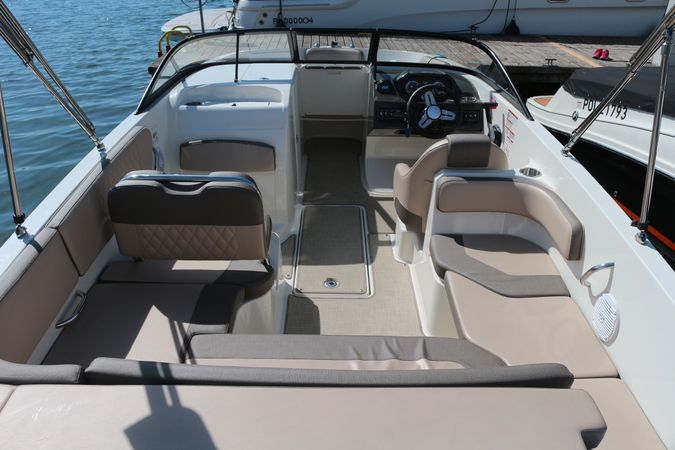 Bayliner VR6 E | Waterfire