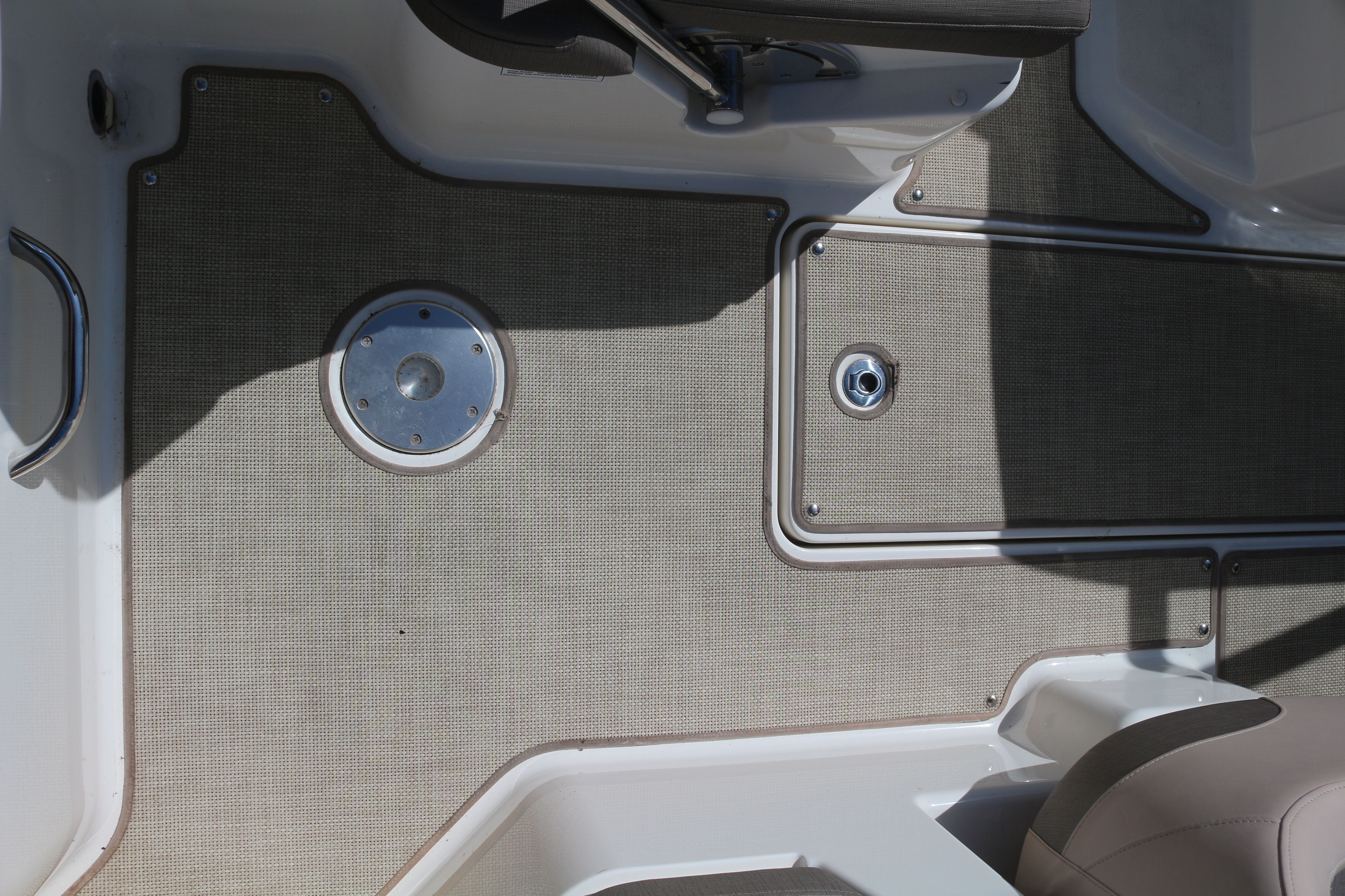 Bayliner VR6 E | Waterfire