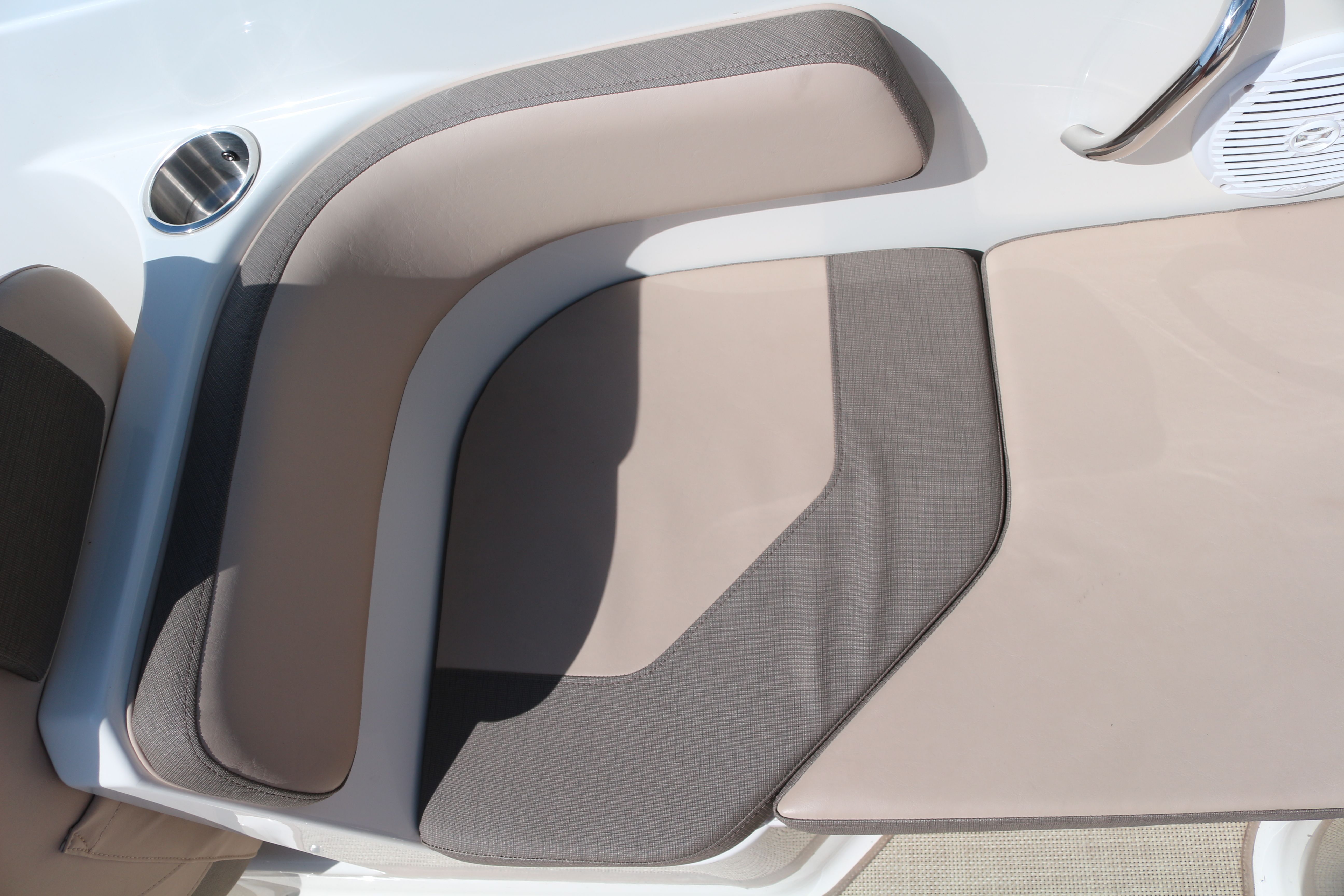 Bayliner VR6 E | Waterfire