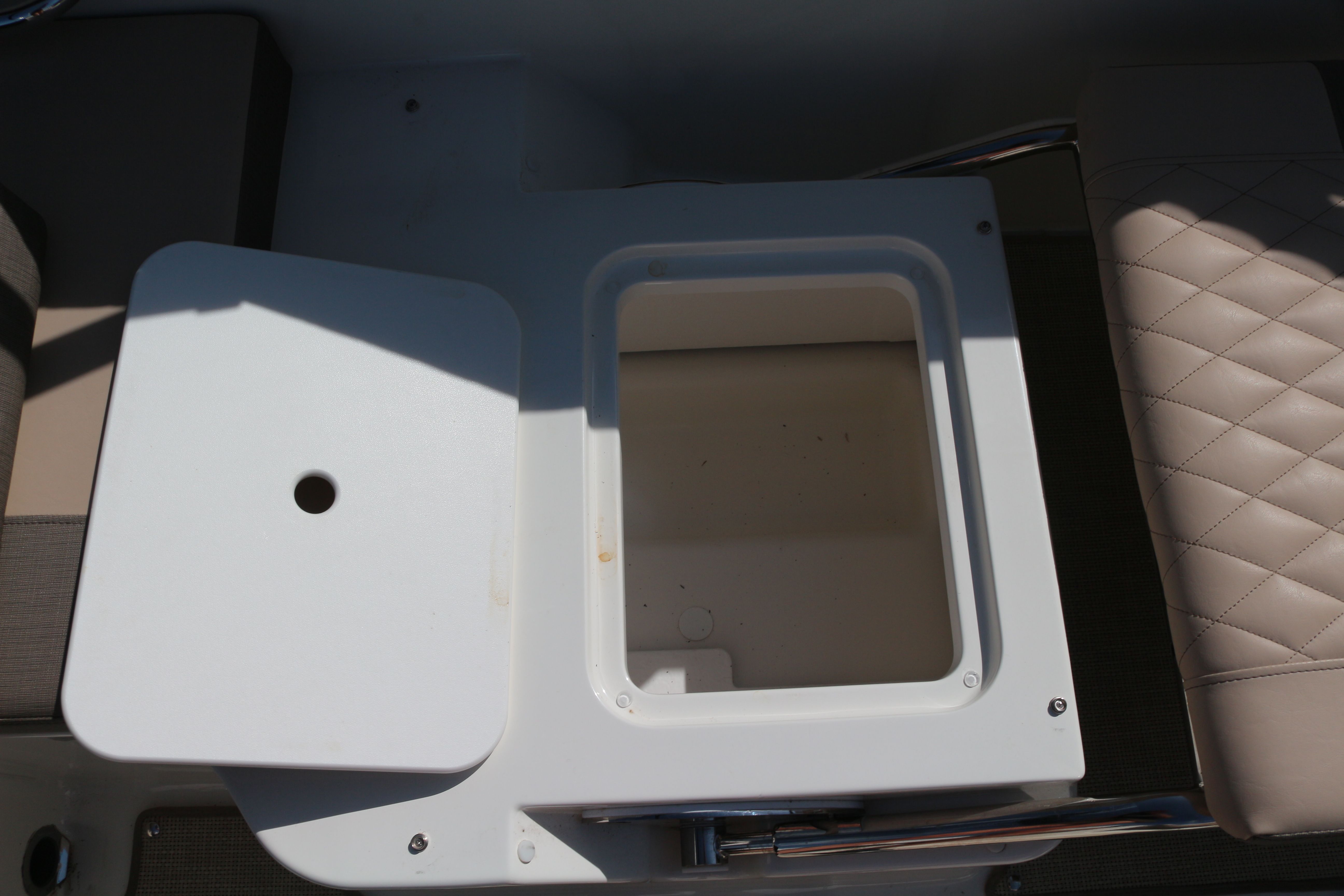 Bayliner VR6 E | Waterfire