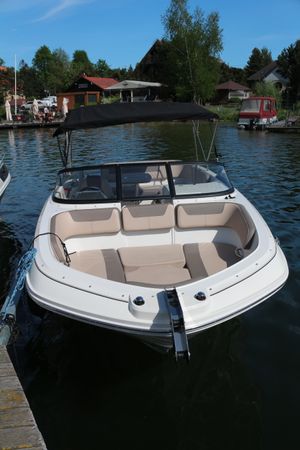 Bayliner VR6 E | Waterfire