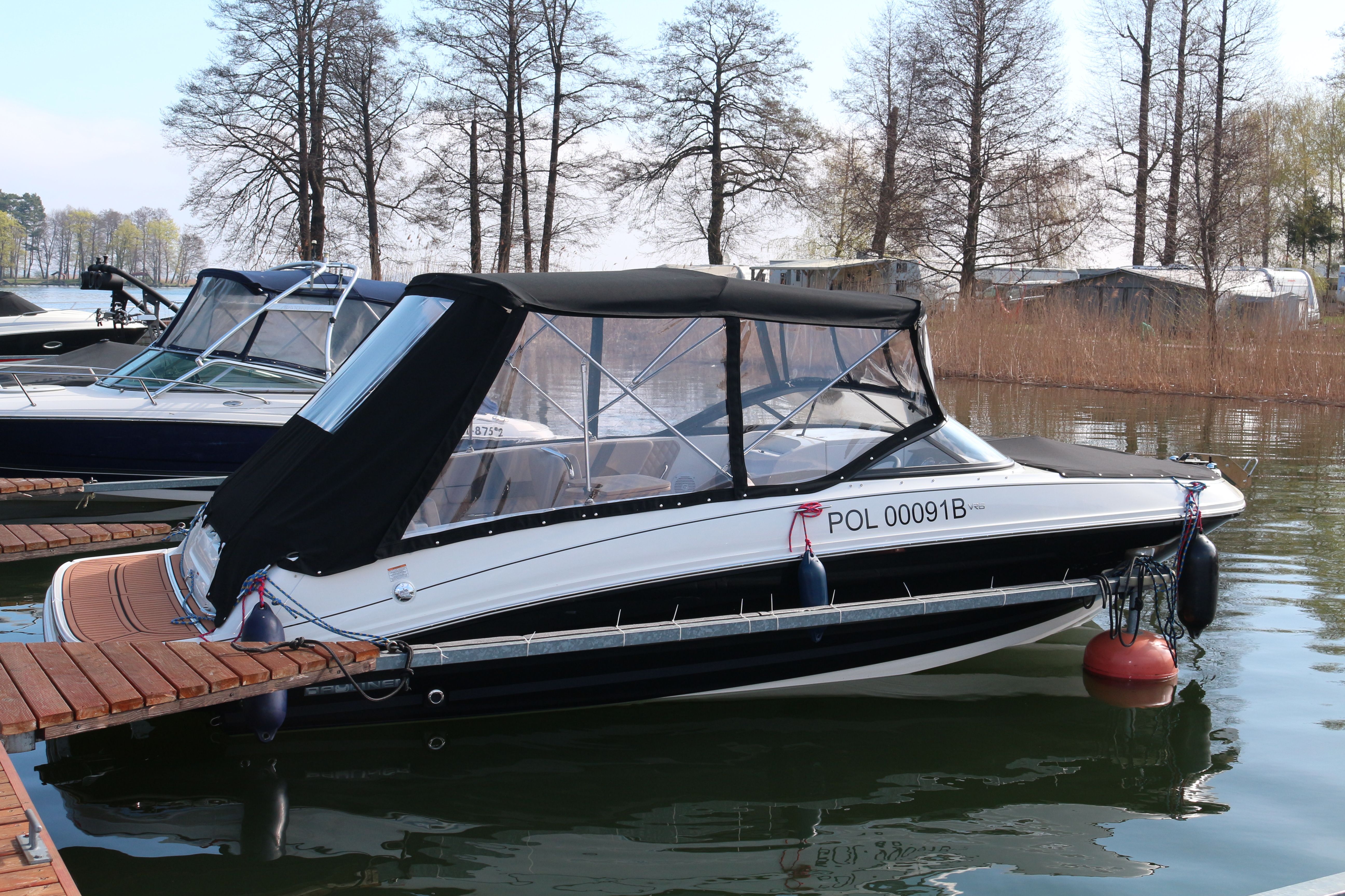 Bayliner VR6 E | Piu Bella Cosa