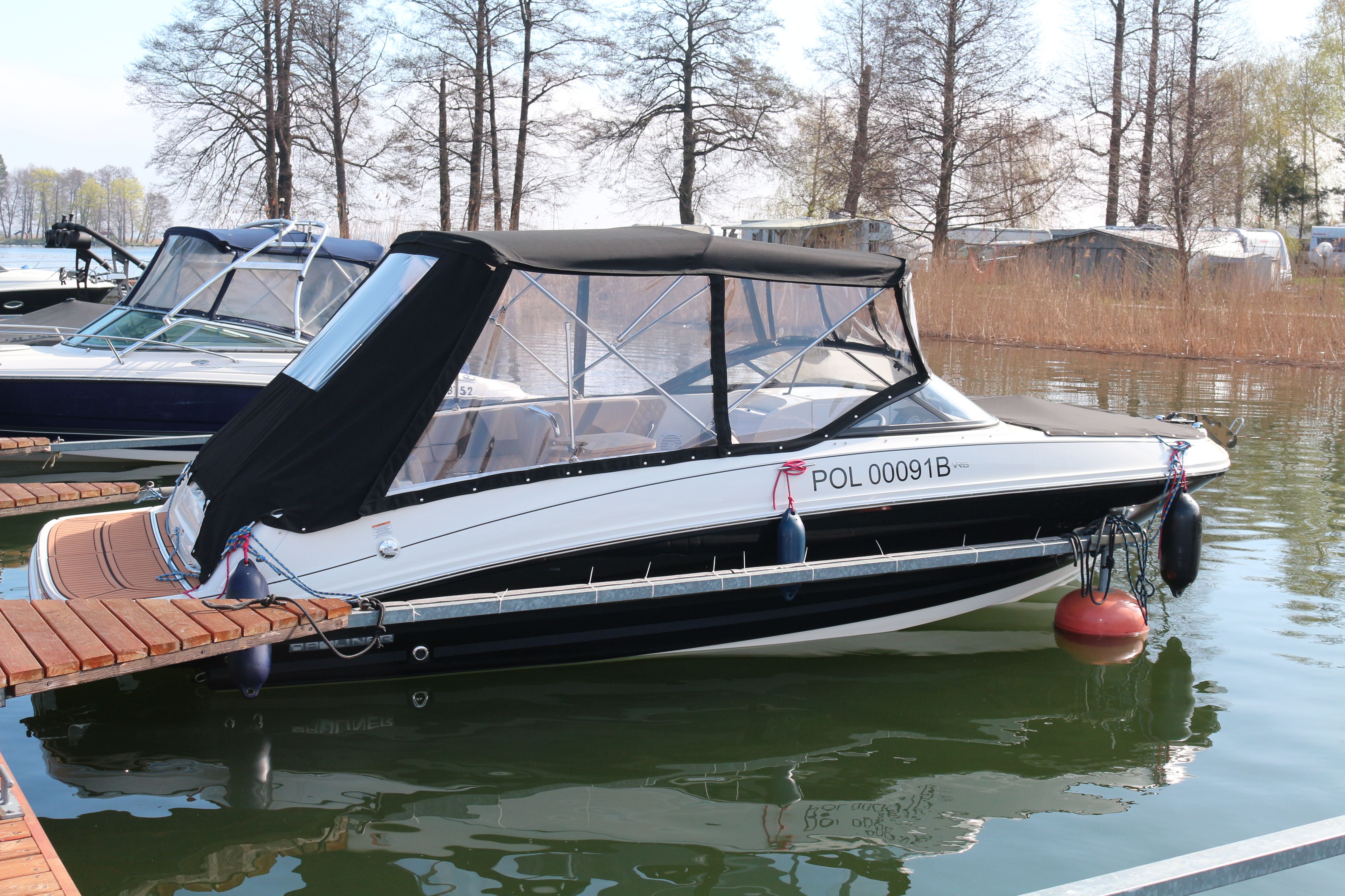 Bayliner VR6 E | Piu Bella Cosa