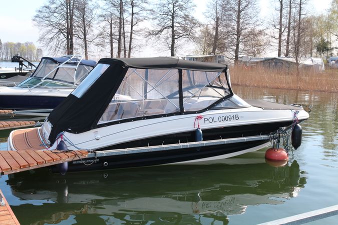 Bayliner VR6 E | Piu Bella Cosa