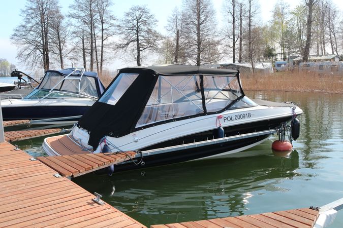 Bayliner VR6 E | Piu Bella Cosa