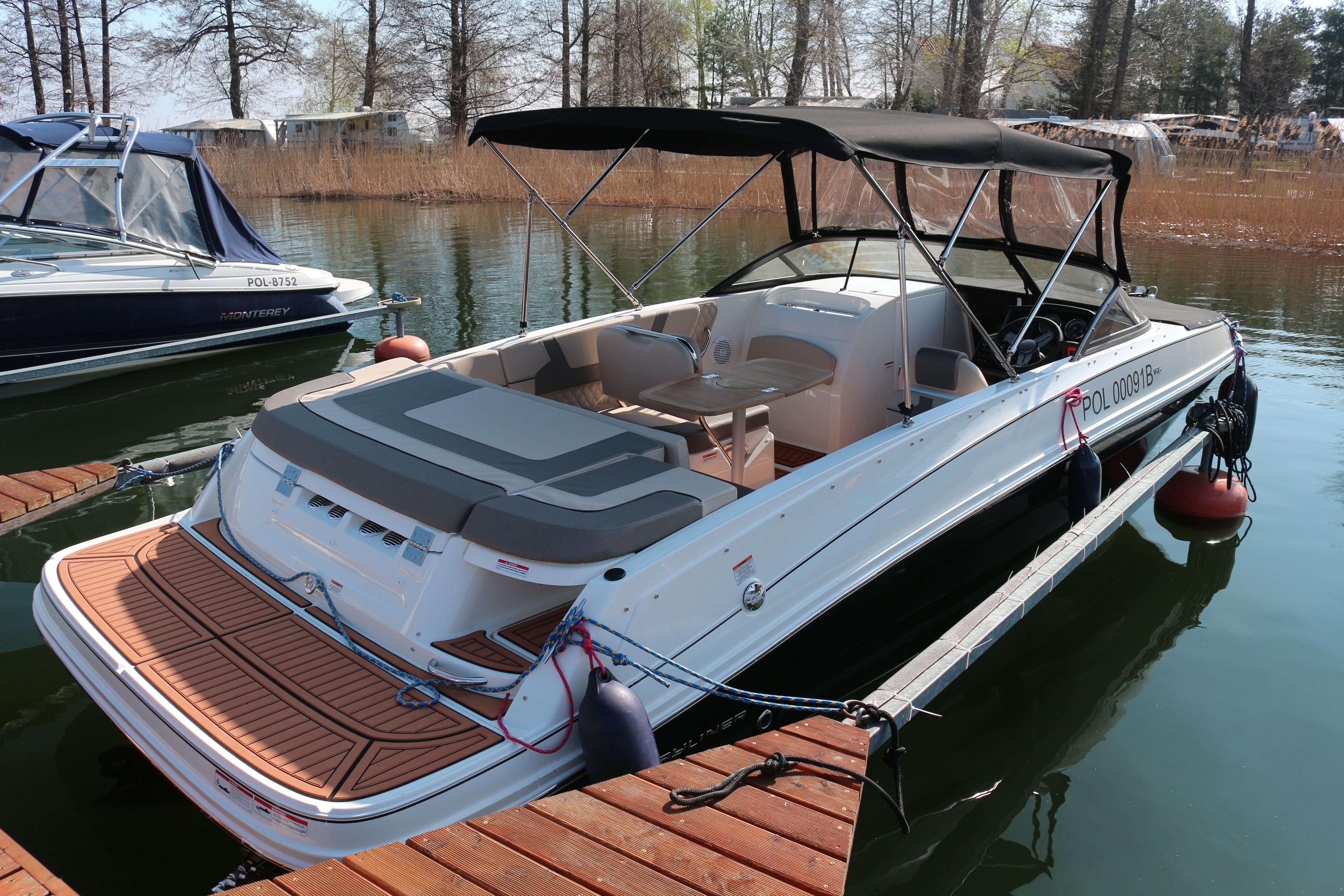 Bayliner VR6 E | Piu Bella Cosa