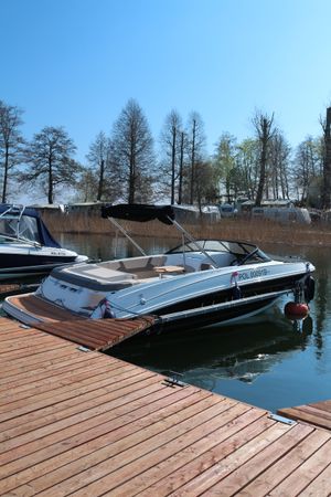 Bayliner VR6 E | Piu Bella Cosa