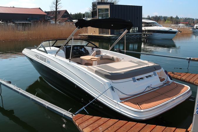 Bayliner VR6 E | Piu Bella Cosa