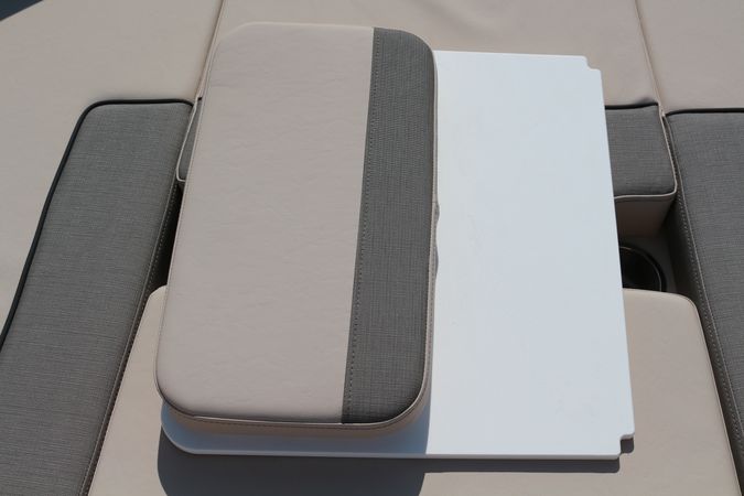 Bayliner VR6 E | Piu Bella Cosa