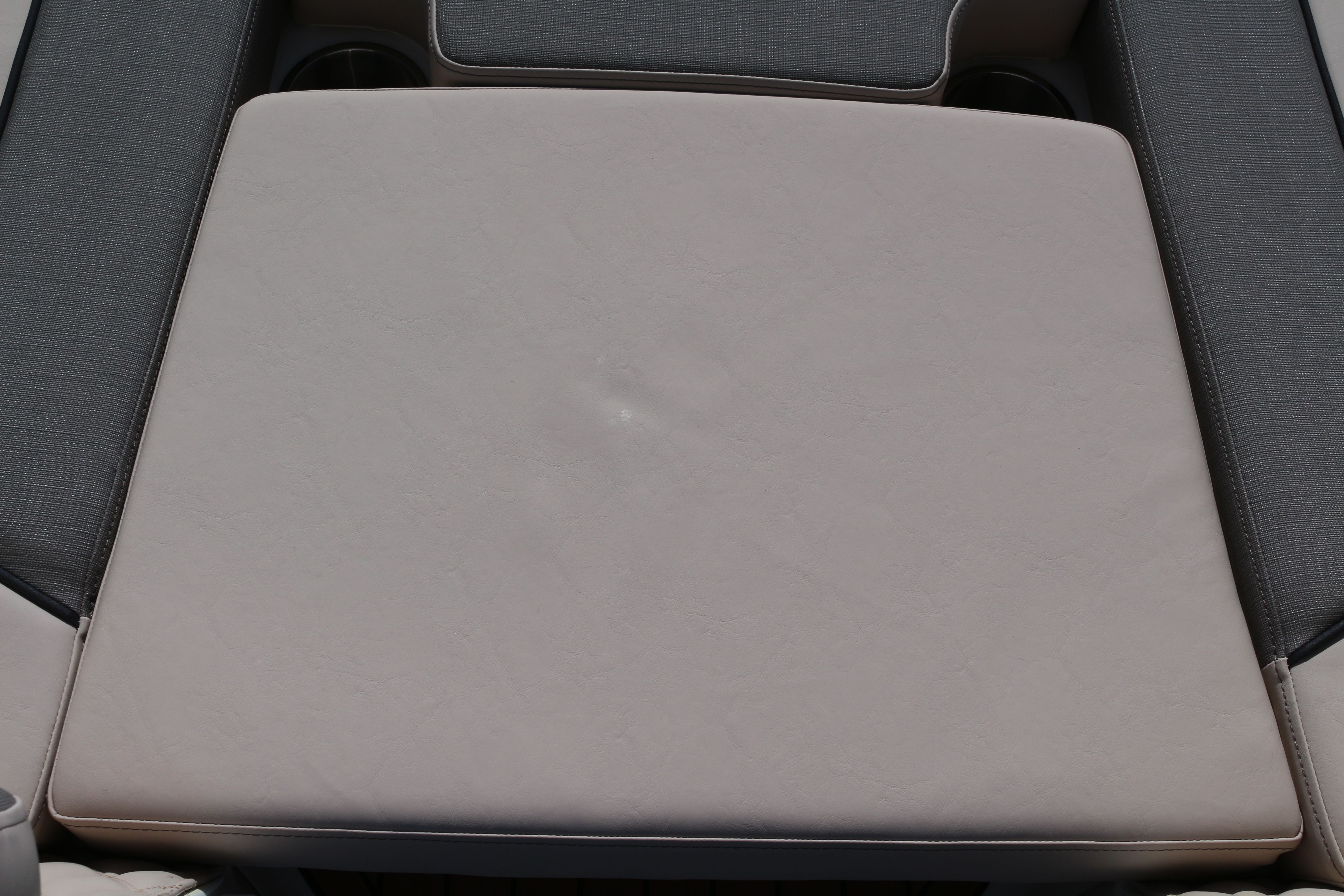 Bayliner VR6 E | Piu Bella Cosa