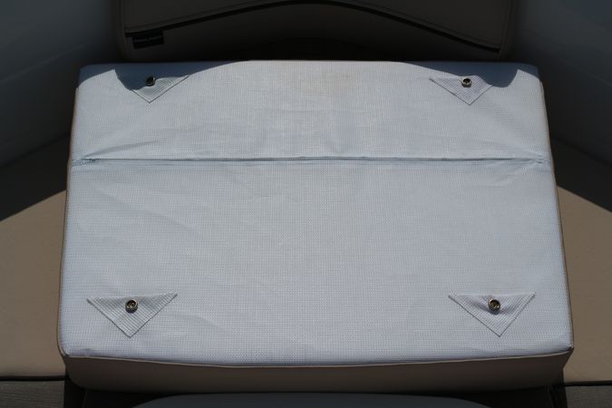 Bayliner VR6 E | Piu Bella Cosa