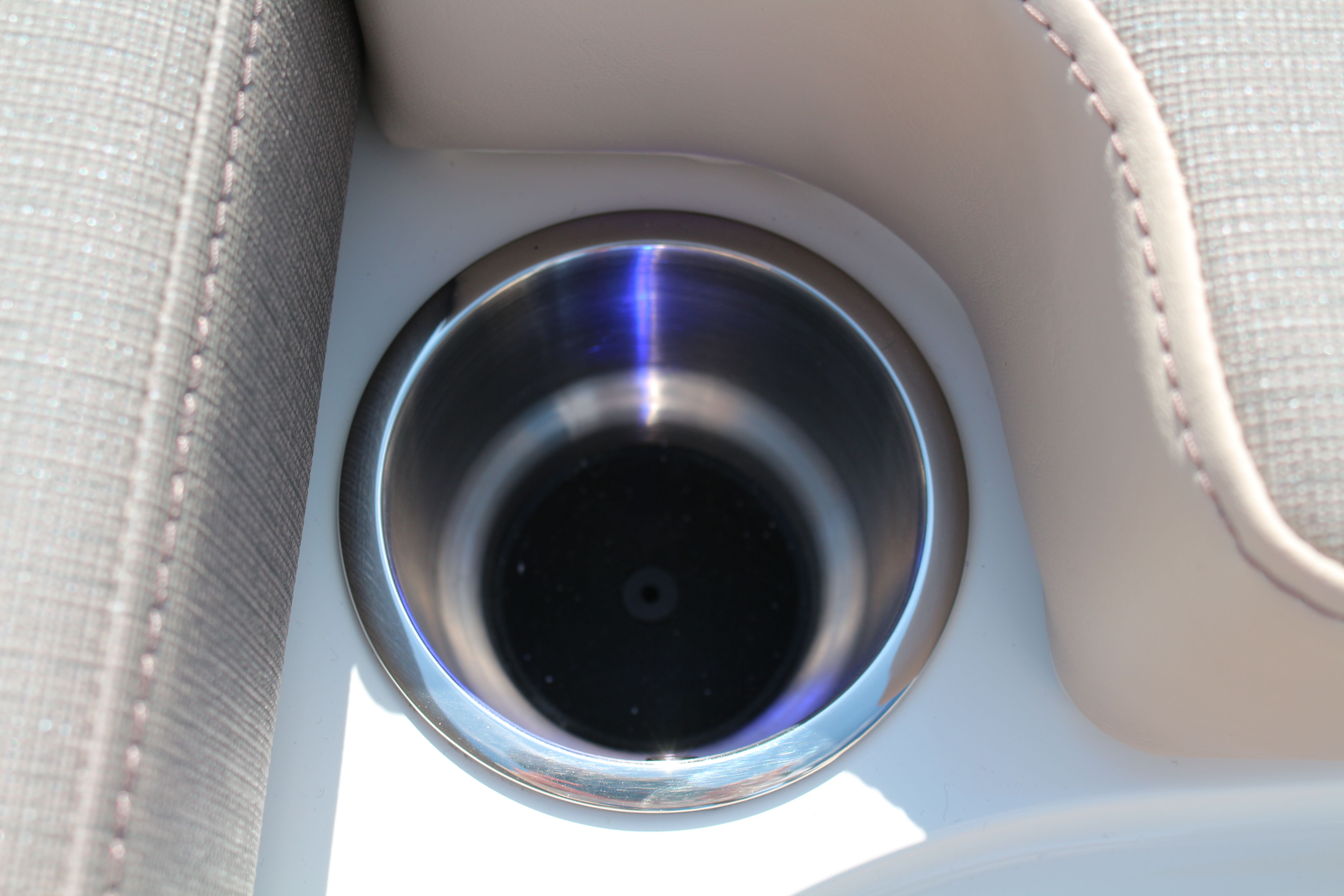 Bayliner VR6 E | Piu Bella Cosa