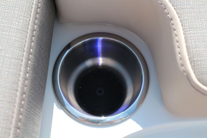 Bayliner VR6 E | Piu Bella Cosa