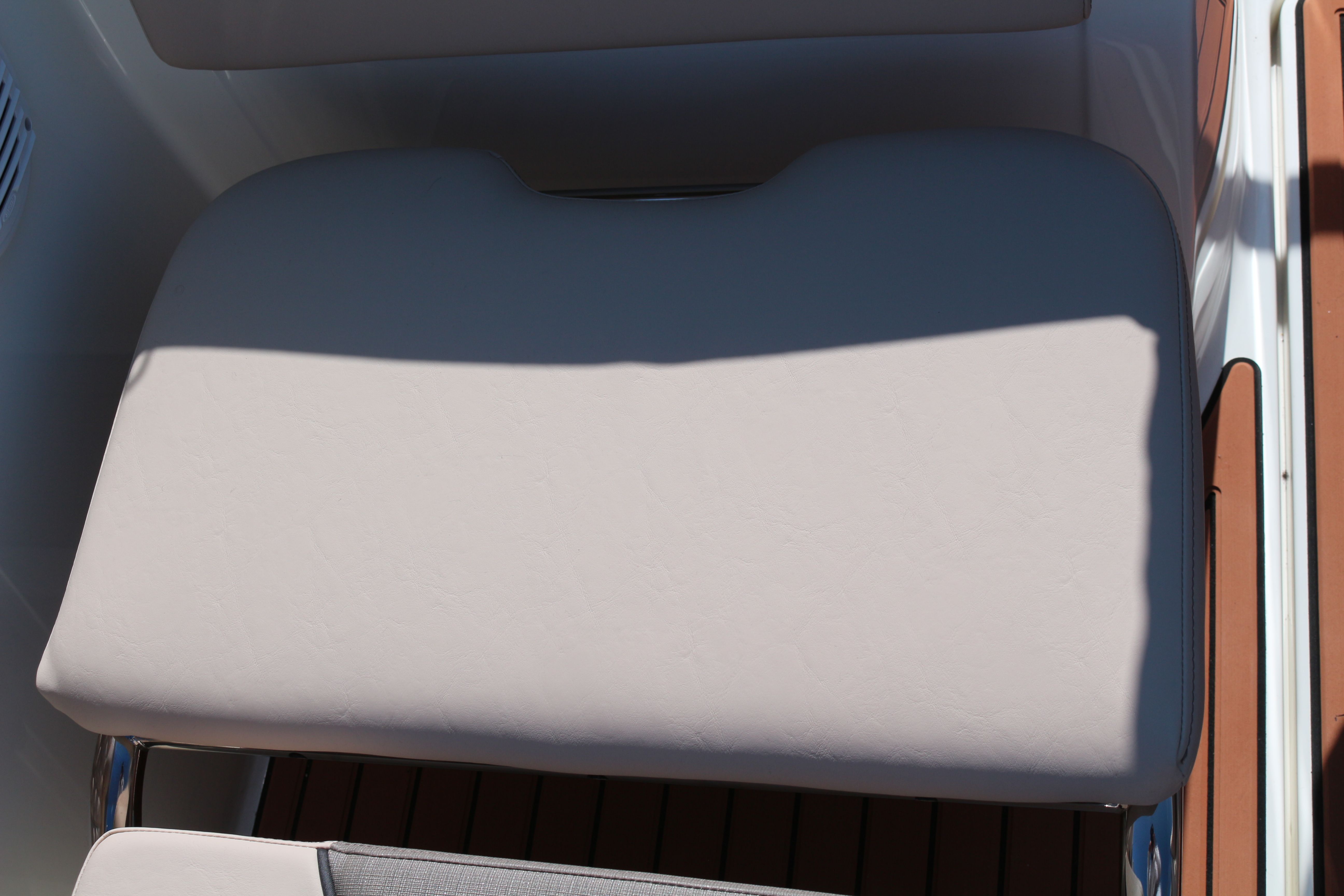 Bayliner VR6 E | Piu Bella Cosa