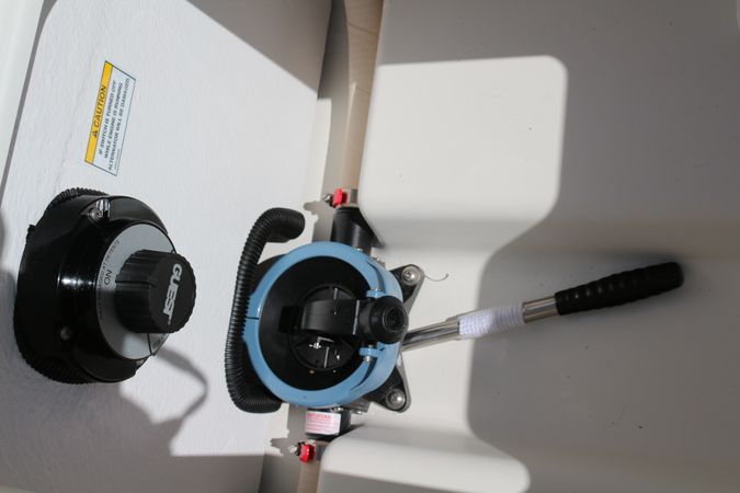 Bayliner VR6 E | Piu Bella Cosa