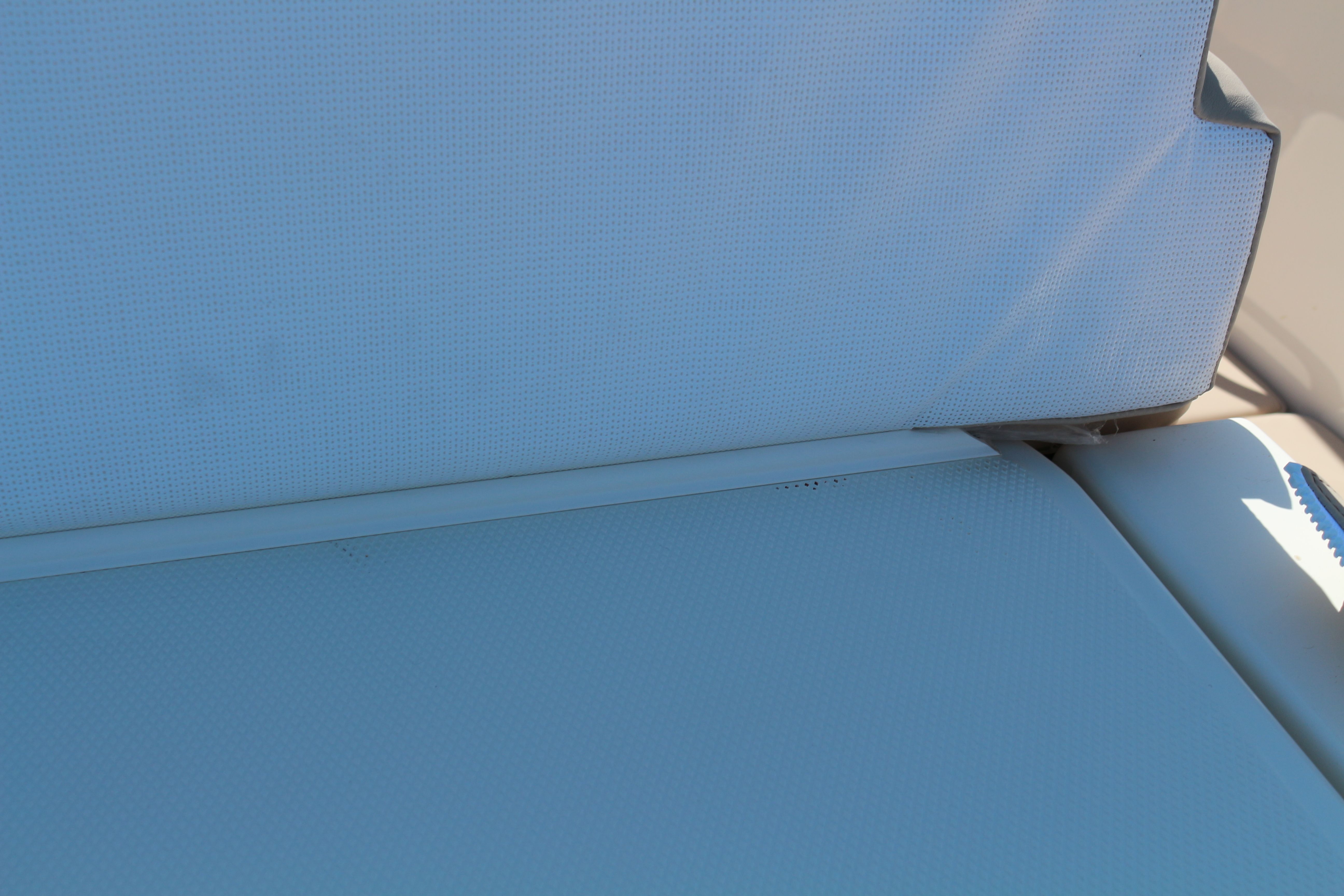 Bayliner VR6 E | Piu Bella Cosa