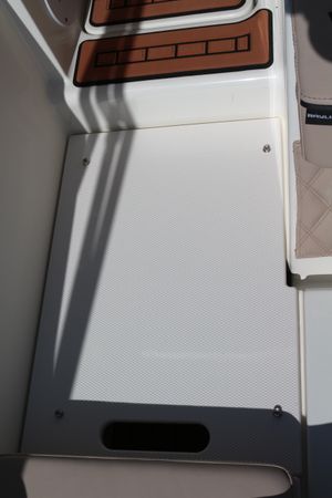 Bayliner VR6 E | Piu Bella Cosa