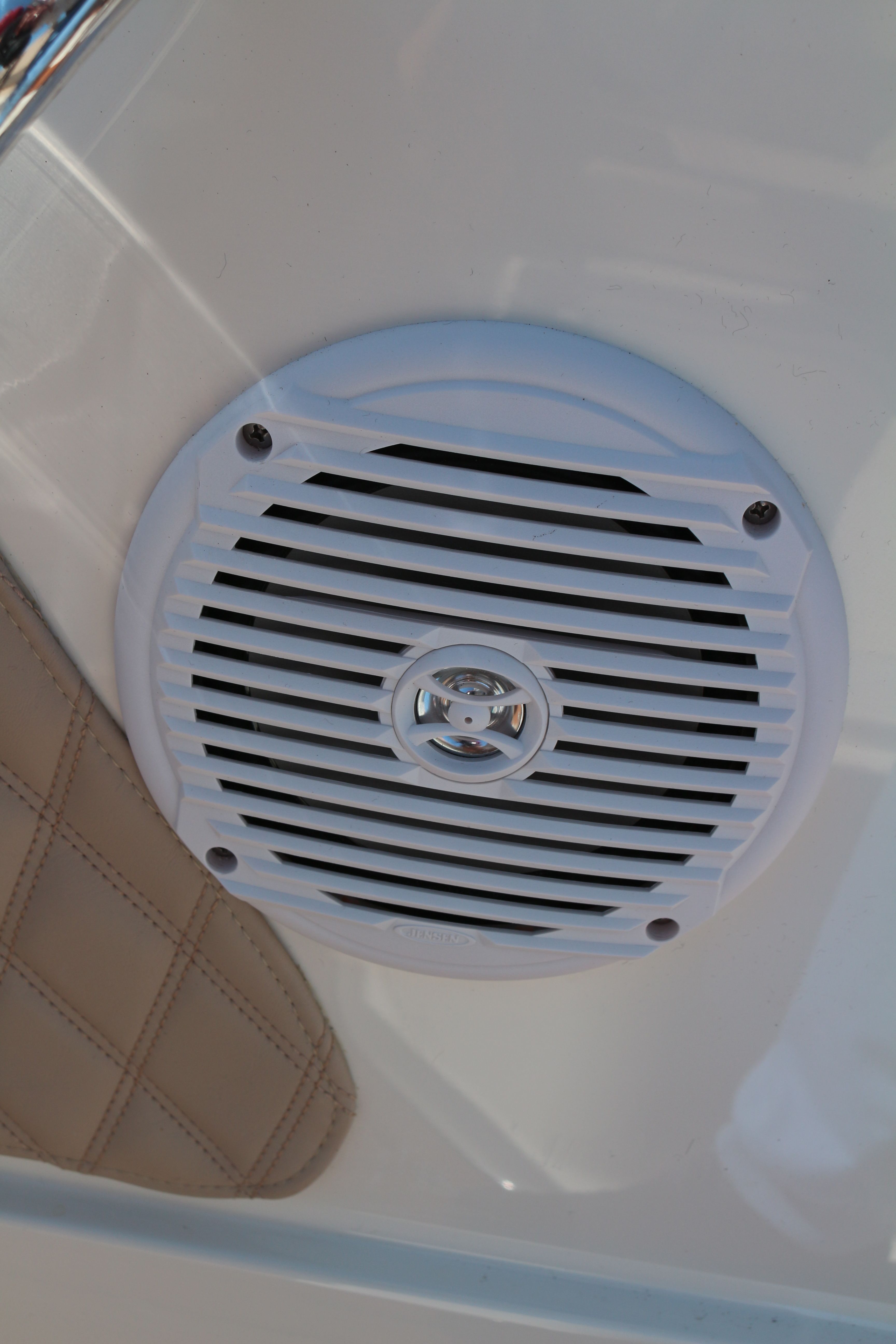 Bayliner VR6 E | Piu Bella Cosa