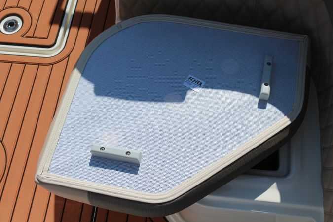 Bayliner VR6 E | Piu Bella Cosa