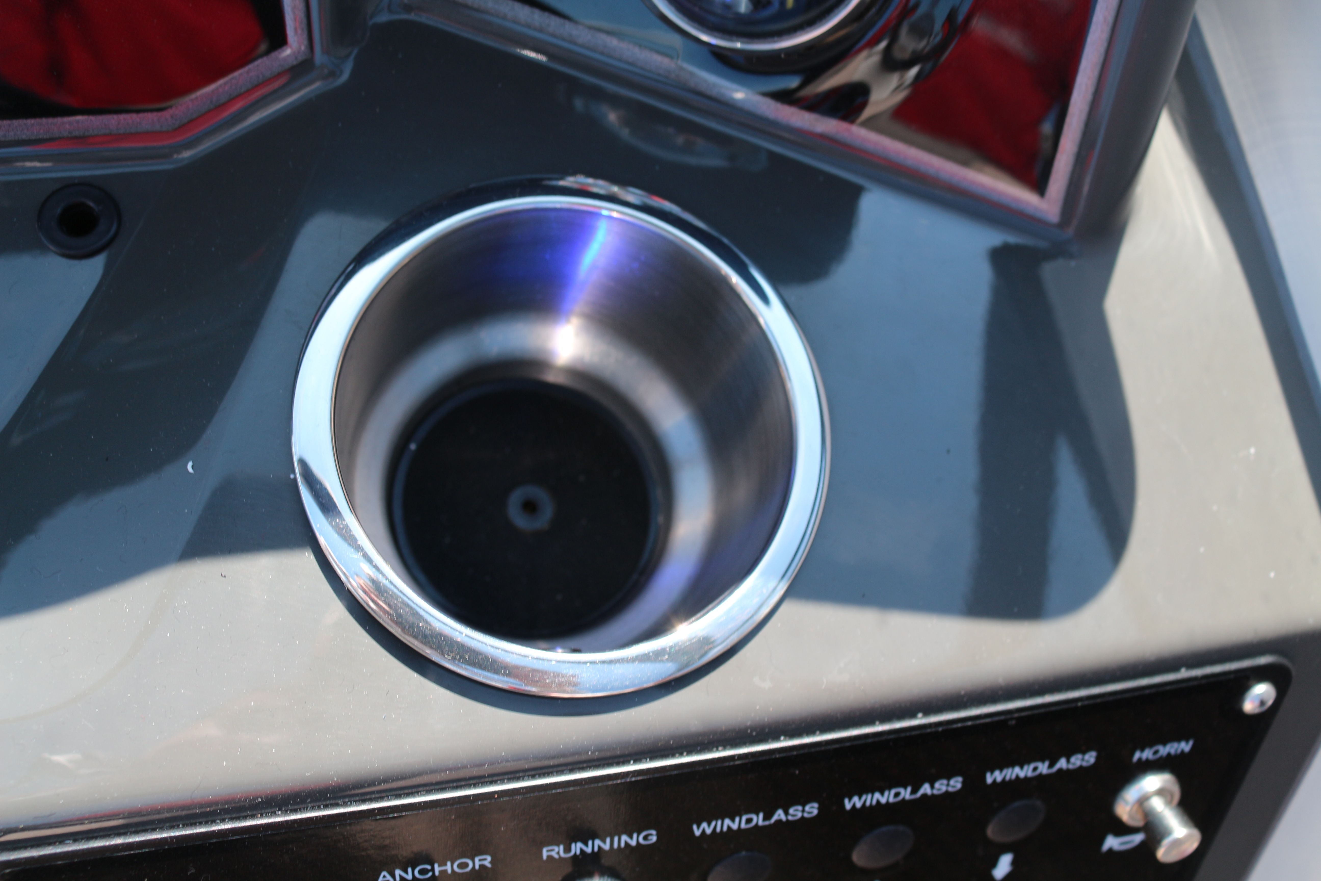 Bayliner VR6 E | Piu Bella Cosa