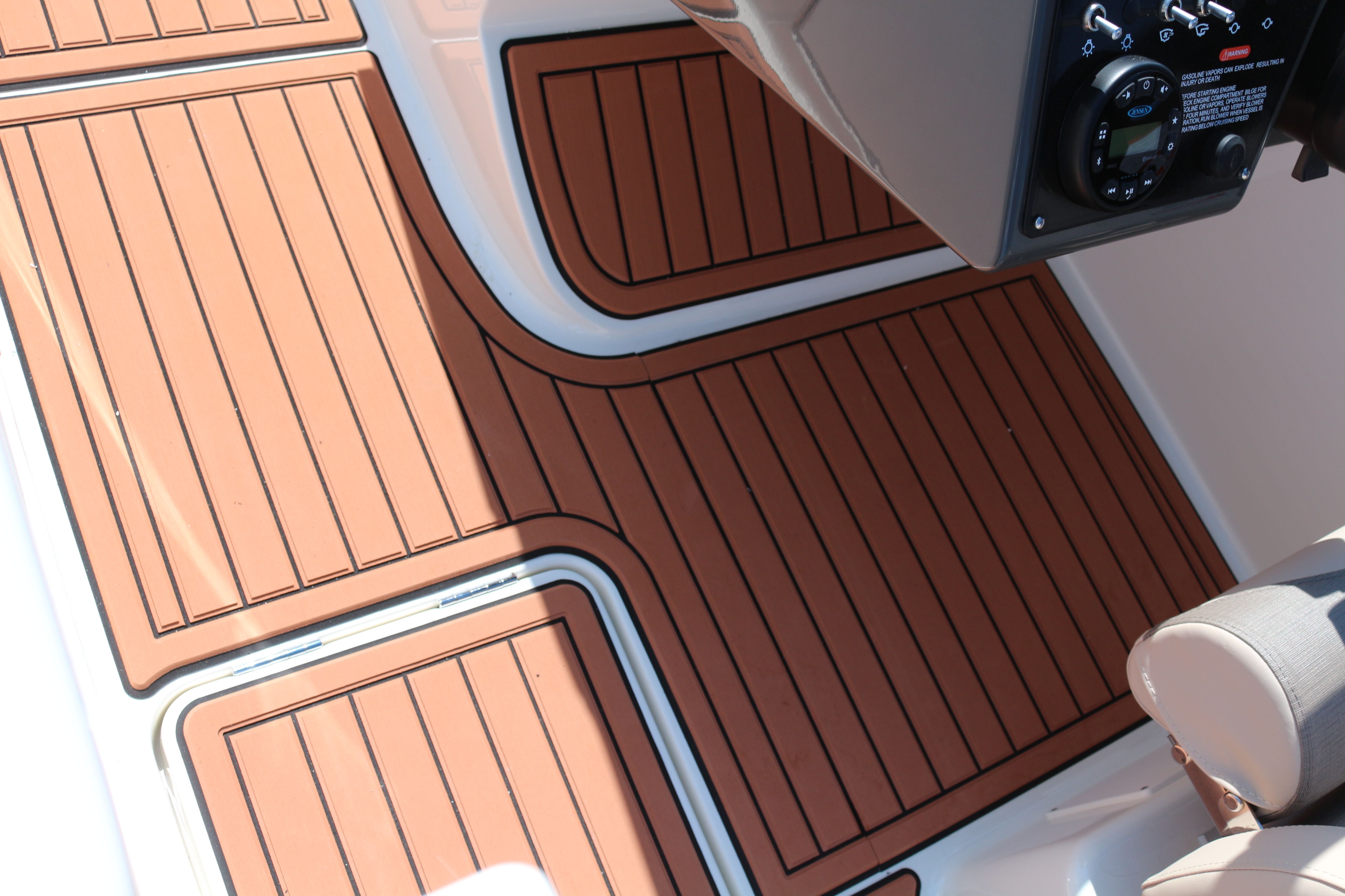 Bayliner VR6 E | Piu Bella Cosa