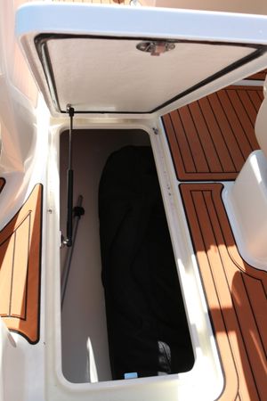 Bayliner VR6 E | Piu Bella Cosa