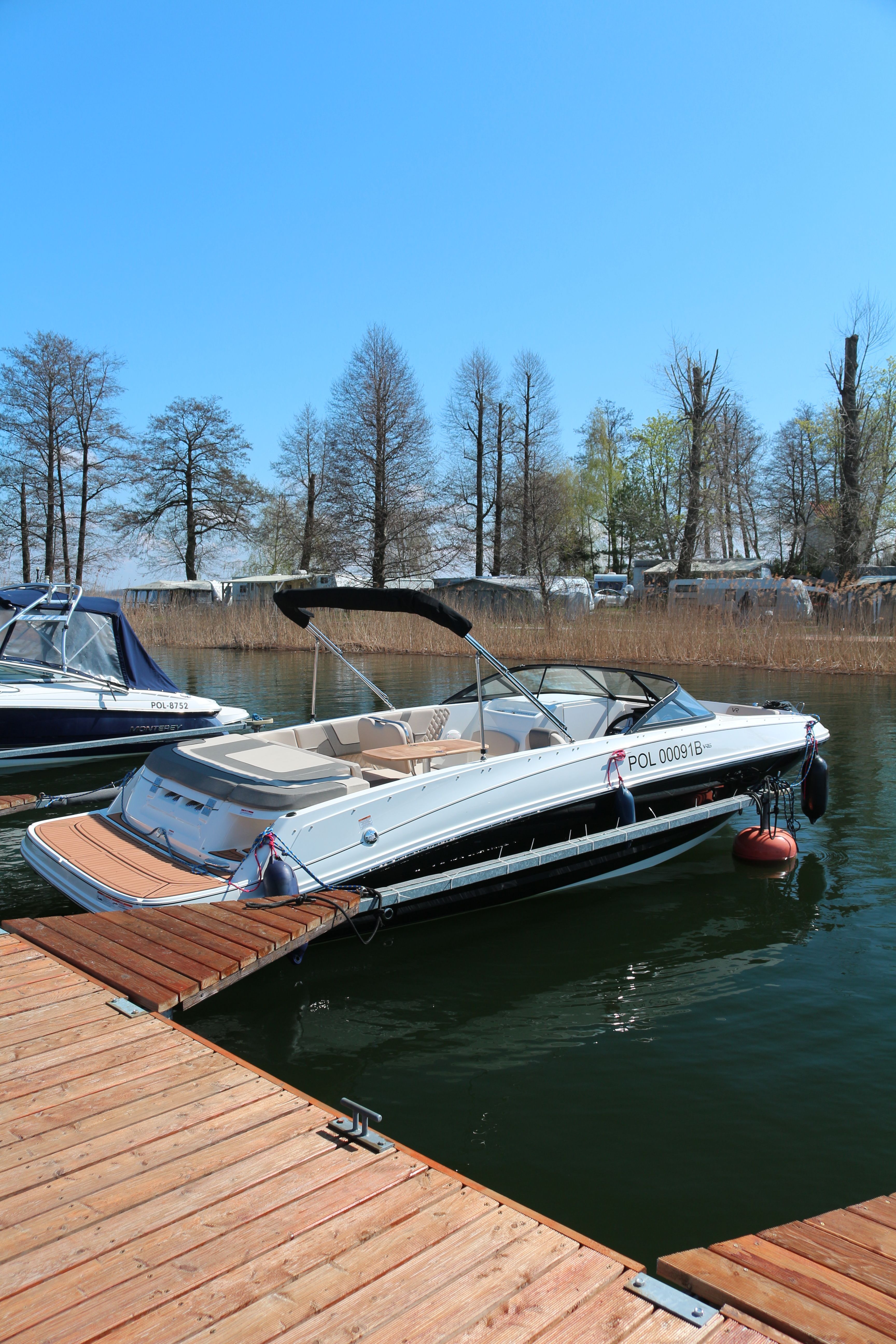 Bayliner VR6 E | Piu Bella Cosa