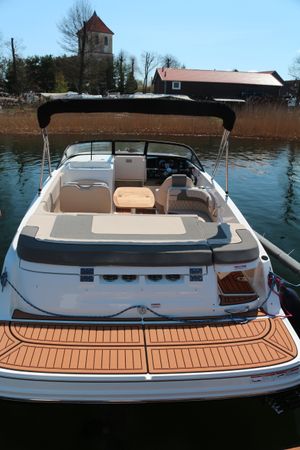 Bayliner VR6 E | Piu Bella Cosa