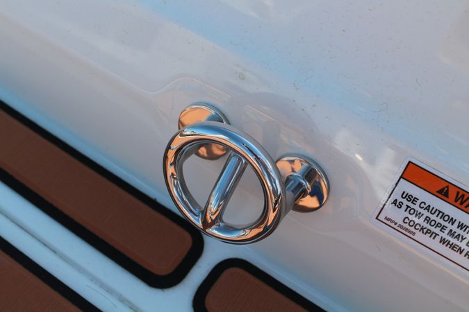 Bayliner VR6 E | Piu Bella Cosa