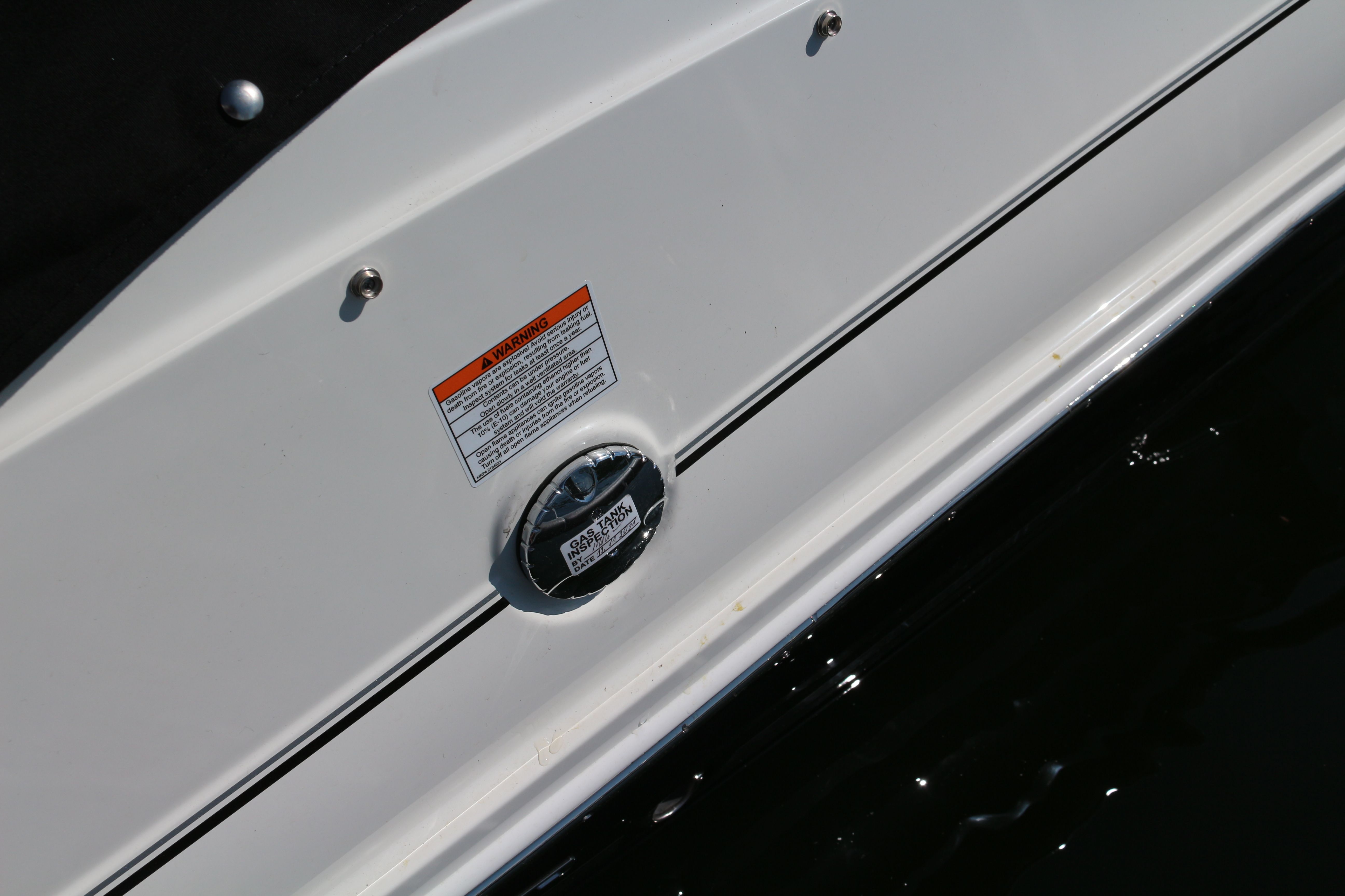 Bayliner VR6 E | Piu Bella Cosa